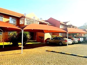 2 Bed Townhouse in Meyersdal