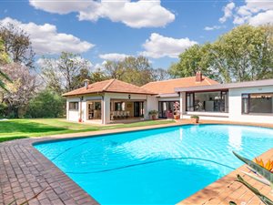 5 Bed House in Saxonwold
