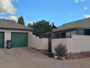 3 Bed Townhouse in Highveld