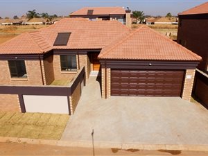 3 Bed Townhouse in Nortons Home Estate
