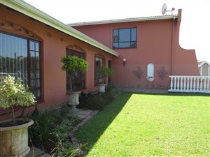 7 Bed House in Woodside