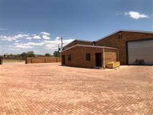 520 m² Industrial space in Derdepoort