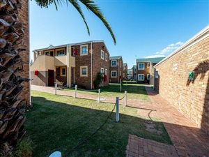 2 Bed Apartment in Oakglen