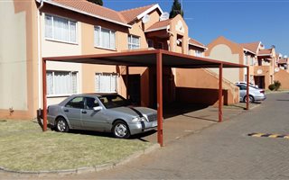 3 Bedroom House in Denlee