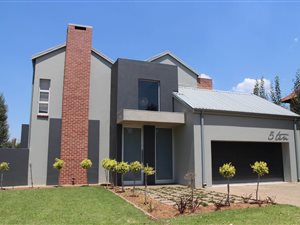 3 Bed House in The Meadows