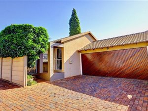 2 Bed Townhouse in Allens Nek