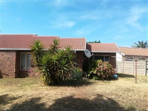3 Bed House in Waldrift