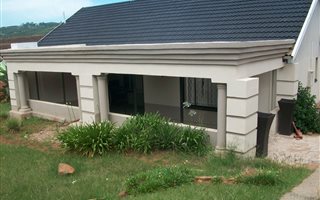 3 Bedroom House in Bisley