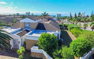 4 Bedroom House in Humewood