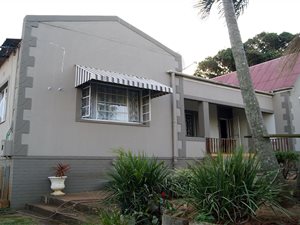 4 Bed House in Sea View