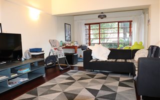 3 Bedroom Apartment in Kenilworth Upper