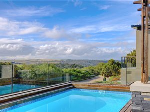 4 Bed House in Oubaai and surrounds