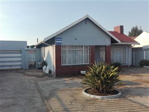 3 Bed House in Roseacre