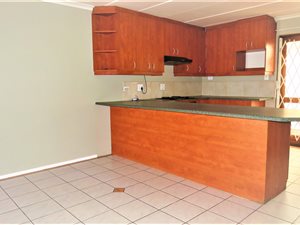 2 Bed Townhouse in Churchill Estate