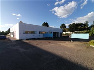 2.9 ha Land available in Broadacres