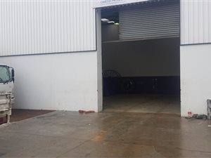 486 m² Industrial space in Airport Industria