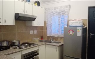 1 Bedroom Apartment in Parow Valley