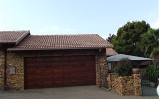 3 Bedroom Townhouse in Gholfsig