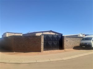 2 Bed House in Thulani