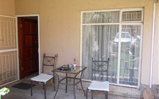 1 Bedroom Townhouse in Brackendowns