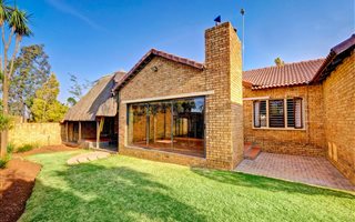 3 Bedroom Townhouse in Ruimsig