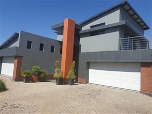 4 Bed House in Zambezi Country Estate