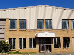 1248.39001464844 m² Industrial space in Meadowdale