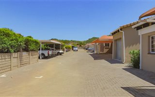 2 Bedroom House in Meyersdal
