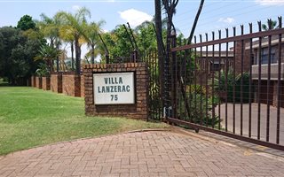 3 Bedroom Townhouse in Lynnwood Manor