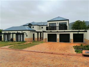 4 Bed House in Atlantic Beach Golf Estate