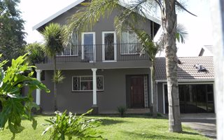 1 Bedroom Garden Cottage in Camperdown