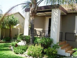 2 Bed Cluster in Bellairspark
