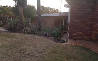 6 Bedroom House in Erasmusrand