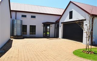 3 Bedroom House in Southdowns Estate