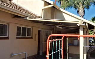 4 Bedroom House in Daspoort