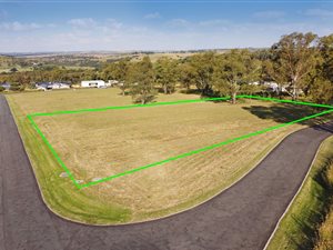 7315 m² Land available in Monaghan Farm