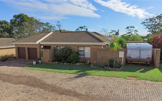 3 Bedroom Townhouse in Sunridge Park