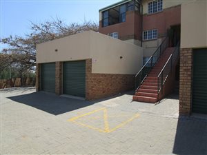 2 Bed Townhouse in Elarduspark