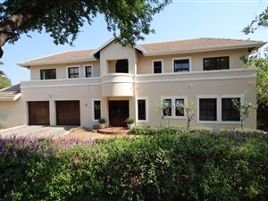 5 Bed House in Woodlands Estate
