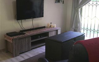 2 Bedroom Apartment in Mt Edgecombe