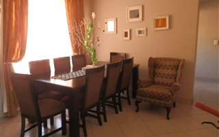 2 Bedroom Townhouse in Florauna