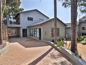 4 Bed House in Newlands