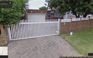 1 Bedroom Flat in Rooihuiskraal