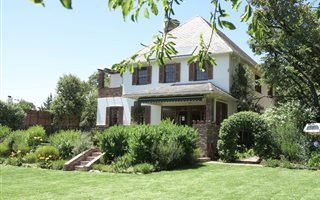 4 Bedroom House in Claremont Upper