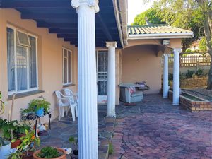 3 Bed House in Cloetesville