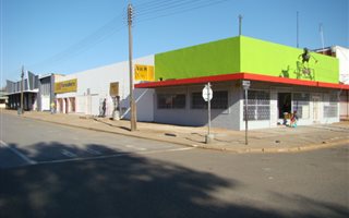 963 m² Commercial space in Warrenton