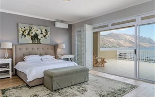 4 Bedroom House in Harbour Island