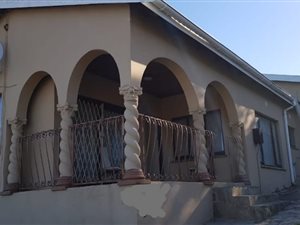 3 Bed House in Umlazi