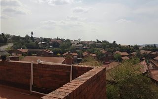 2 Bedroom Townhouse in Wilro Park