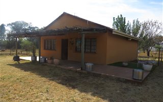 4.1 ha Farm in Walkers Fruit Farms